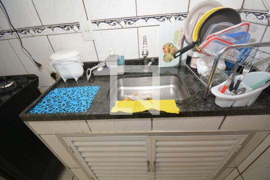 Cozinha e Área de Serviço de apartamento à venda com 2 quartos, 58m² em Vila Kosmos, Rio de Janeiro