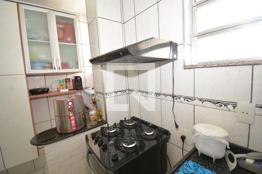 Cozinha e Área de Serviço de apartamento à venda com 2 quartos, 58m² em Vila Kosmos, Rio de Janeiro