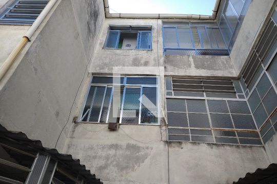 Fachada do Prédio de apartamento à venda com 2 quartos, 58m² em Vila Kosmos, Rio de Janeiro