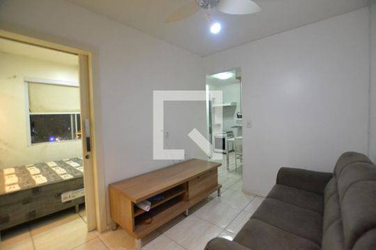 Sala de apartamento à venda com 2 quartos, 60m² em Teresópolis, Porto Alegre