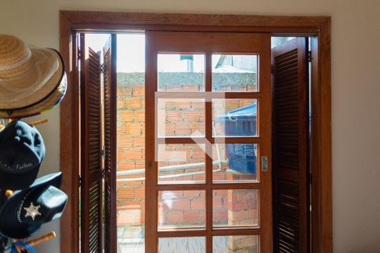Quarto 1 de casa à venda com 2 quartos, 140m² em Coronel Aparício Borges, Porto Alegre