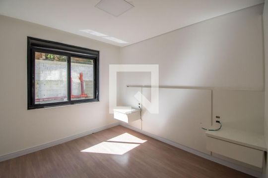 Quarto de apartamento para alugar com 1 quarto, 59m² em Jardim Botânico, Porto Alegre