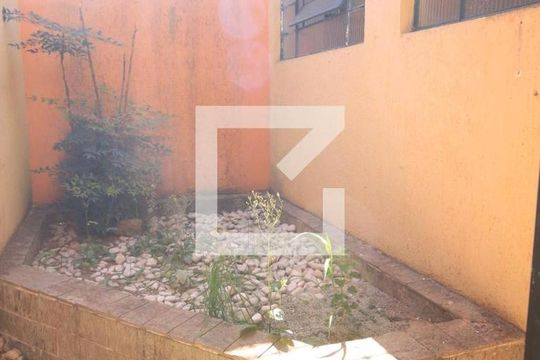 Fachada de casa à venda com 4 quartos, 240m² em Vila Dom Pedro Ii, São Paulo