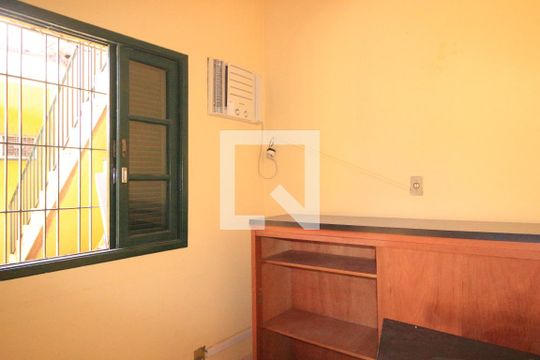Quarto de Serviço de casa à venda com 4 quartos, 240m² em Vila Dom Pedro Ii, São Paulo