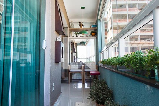 Varanda de apartamento para alugar com 3 quartos, 95m² em Santa Mônica, Uberlândia