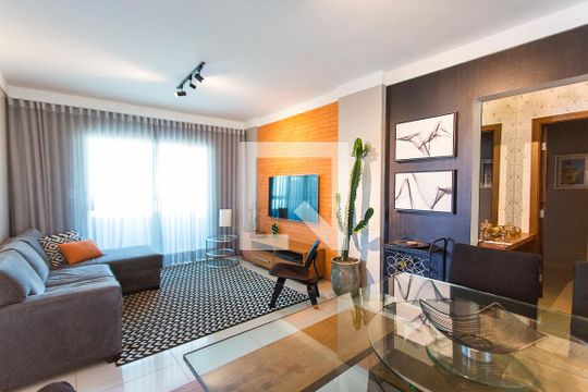 Sala de apartamento para alugar com 3 quartos, 95m² em Santa Mônica, Uberlândia