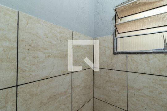 Banheiro de kitnet/studio para alugar com 1 quarto, 30m² em Vila Nova Cachoeirinha, São Paulo