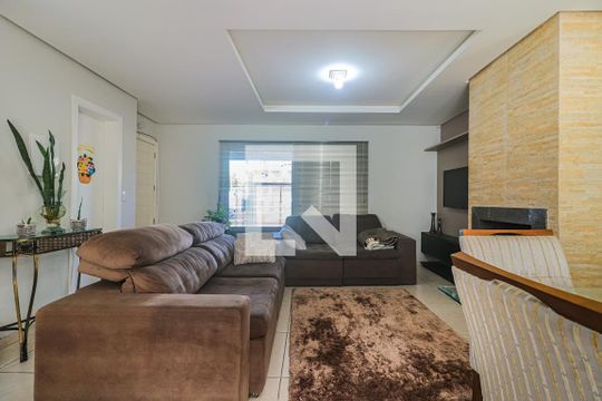Sala de casa à venda com 3 quartos, 145m² em Fátima, Canoas