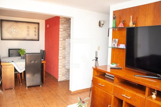 Casa à venda com 5 quartos, 300m² em Conjunto Agua Branca, Contagem