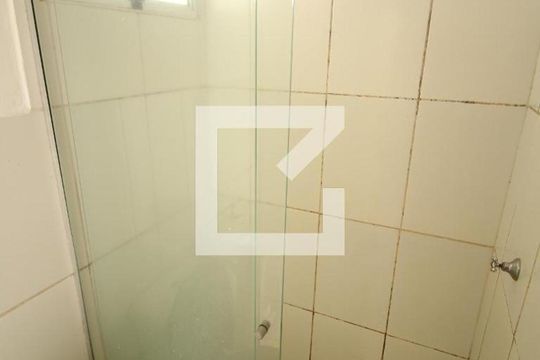 Banheiro de apartamento para alugar com 2 quartos, 42m² em Vila Virgínia, Ribeirão Preto