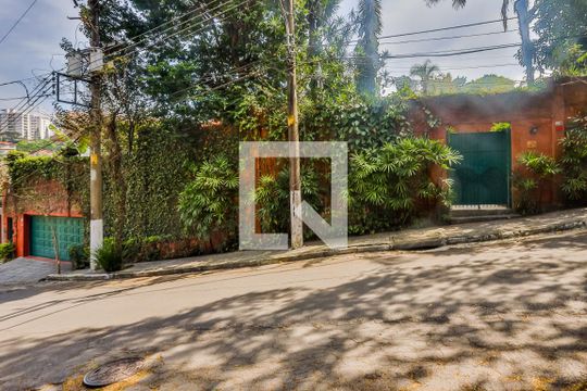 Fachada de casa à venda com 4 quartos, 380m² em Jardim das Bandeiras, São Paulo