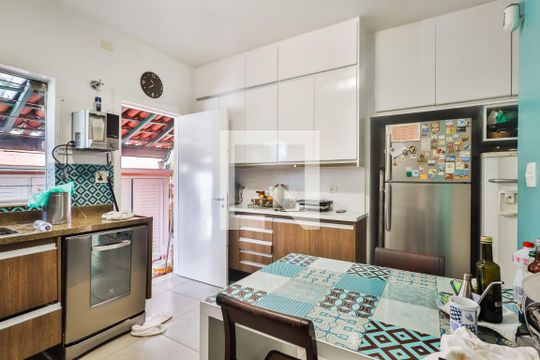 Cozinha de casa à venda com 4 quartos, 380m² em Jardim das Bandeiras, São Paulo