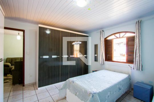 Quarto 1 de casa à venda com 2 quartos, 400m² em Vila Eldízia, Santo André