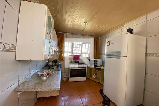 Cozinha de casa à venda com 7 quartos, 500m² em Rondônia, Novo Hamburgo