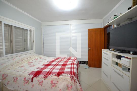 Suíte 1 de casa de condomínio à venda com 4 quartos, 204m² em Camaquã, Porto Alegre