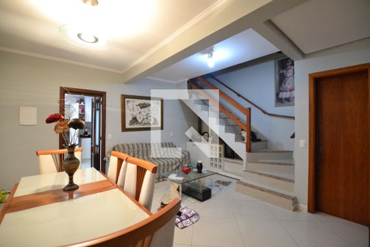 Sala de casa de condomínio à venda com 4 quartos, 204m² em Camaquã, Porto Alegre