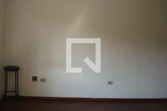 Casa à venda com 3 quartos, 320m² em Vila Esperança, São Paulo