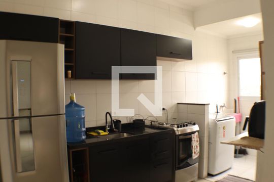 Cozinha de apartamento à venda com 1 quarto, 42m² em Vila Porto, Barueri