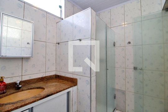 Banheiro de casa à venda com 3 quartos, 123m² em Campestre, Santo André