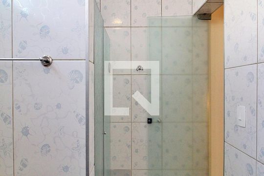 Banheiro de casa à venda com 3 quartos, 123m² em Campestre, Santo André