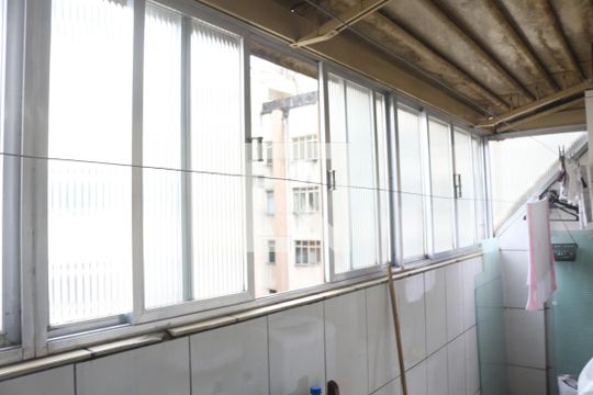 Área de Serviço 1 de apartamento para alugar com 2 quartos, 135m² em Itararé, São Vicente