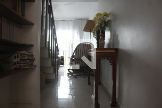 Entrada de apartamento para alugar com 2 quartos, 135m² em Itararé, São Vicente