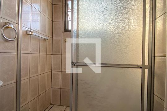 Banheiro de casa à venda com 4 quartos, 150000m² em Padre Reus, São Leopoldo