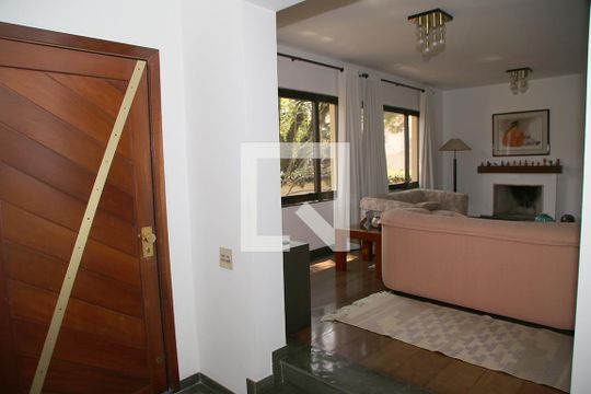 Sala - Hall de Entrada de casa à venda com 4 quartos, 267m² em Vila Madalena, São Paulo