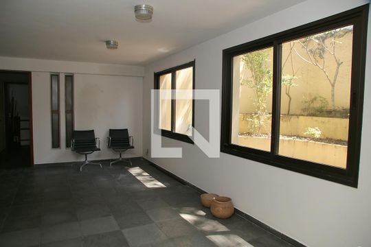 Salão de Festas de casa à venda com 4 quartos, 267m² em Vila Madalena, São Paulo