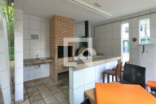 Área comum - Churrasqueira de apartamento para alugar com 2 quartos, 47m² em Jardim Cocaia, Guarulhos