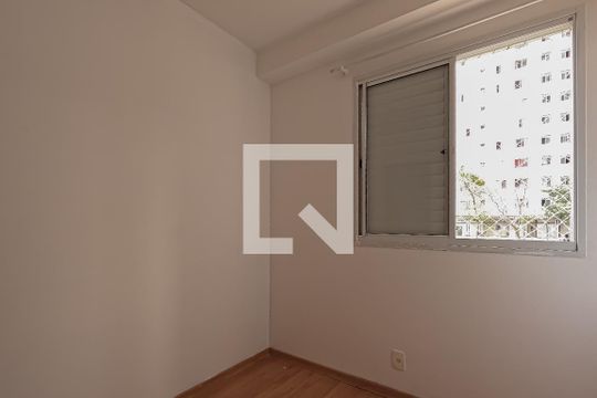 Quarto 1 de apartamento para alugar com 2 quartos, 47m² em Jardim Cocaia, Guarulhos