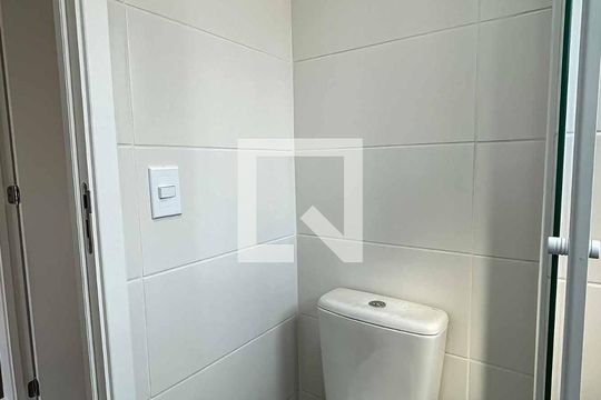 Banheiro de apartamento para alugar com 2 quartos, 55m² em Jardim São Paulo(zona Norte), São Paulo