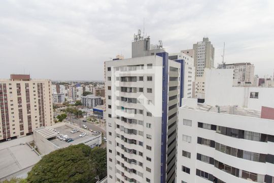 Vista do Quarto 2- Suite de apartamento para alugar com 2 quartos, 65m² em Bigorrilho, Curitiba