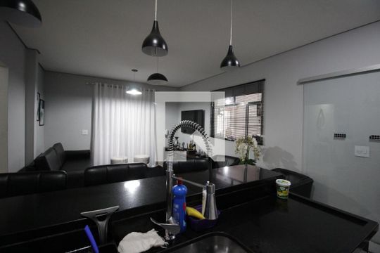 Cozinha de apartamento à venda com 3 quartos, 100m² em Jaqueline, Belo Horizonte