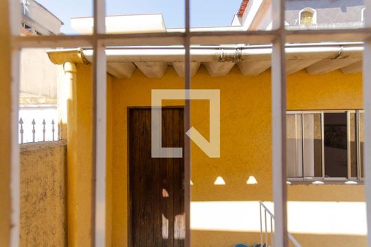 Vista Quarto 1 de casa à venda com 4 quartos, 150m² em Vila Rio Branco, São Paulo