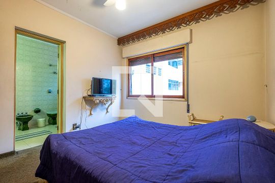 Suíte de apartamento à venda com 3 quartos, 234m² em Pinheiros, São Paulo