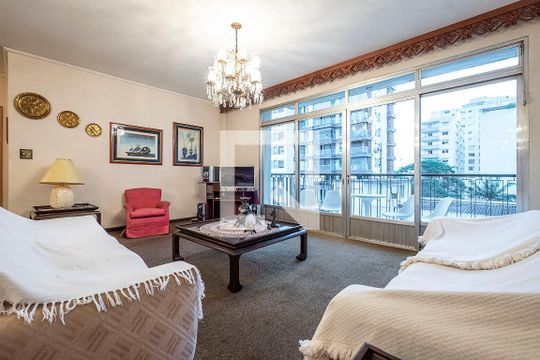 Sala de apartamento à venda com 3 quartos, 234m² em Pinheiros, São Paulo