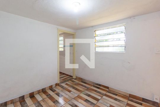 Quarto 2 de casa para alugar com 1 quarto, 45m² em Jardim Bonfiglioli, São Paulo