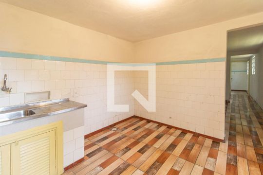 Cozinha de casa para alugar com 1 quarto, 45m² em Jardim Bonfiglioli, São Paulo