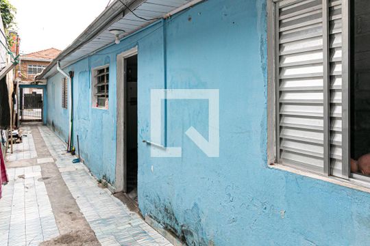 Área Externa de casa à venda com 2 quartos, 115m² em Vila Ré, São Paulo