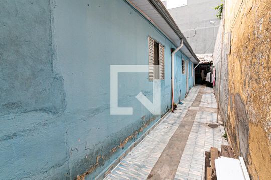 Área Externa de casa à venda com 2 quartos, 115m² em Vila Ré, São Paulo