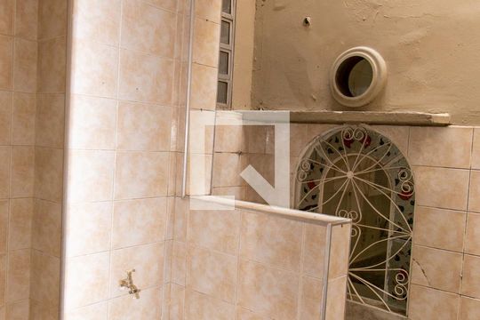Área de Serviço Casa 2 de casa à venda com 6 quartos, 180m² em Saúde, São Paulo