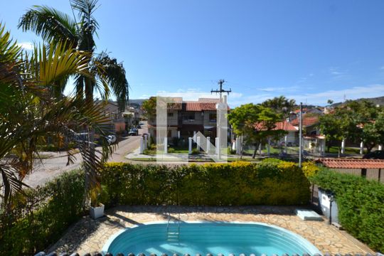 Vista da Suíte de casa à venda com 4 quartos, 287m² em Espírito Santo, Porto Alegre