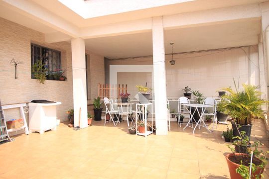 varanda de casa à venda com 2 quartos, 340m² em Vila Prado, São Paulo