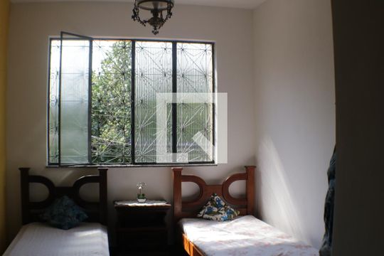 Quarto 1 de casa à venda com 2 quartos, 175m² em Taquara, Rio de Janeiro