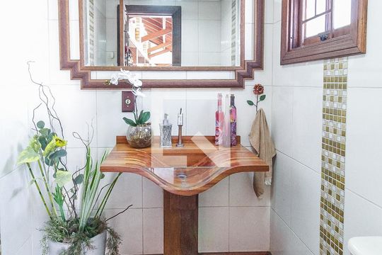 Lavabo de apartamento à venda com 1 quarto, 101m² em Boa Vista, Porto Alegre