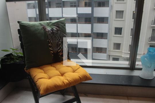 Sacada de kitnet/studio à venda com 1 quarto, 29m² em República, São Paulo