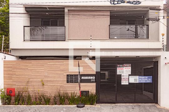 Fachada de apartamento à venda com 2 quartos, 53m² em Vila Robertina, São Paulo