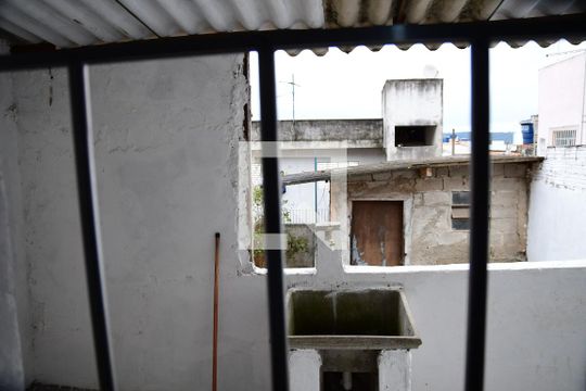 Vista do quarto 2 de casa para alugar com 2 quartos, 90m² em Jardim Isis, Cotia
