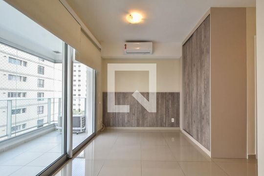 Dormitório de kitnet/studio para alugar com 1 quarto, 38m² em Brooklin Paulista, São Paulo